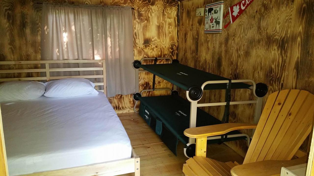 11 Bridges Campground And Cabin Park Hotel Rosedale Екстериор снимка